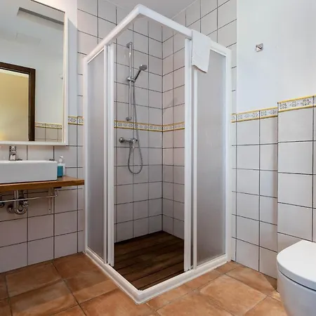 Yourhouse Romani Villa Muro