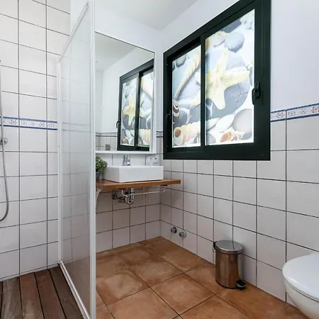 Yourhouse Romani