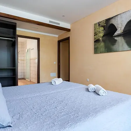 Villa Yourhouse Romani *