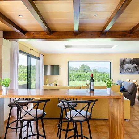 Yourhouse Romani Villa *
