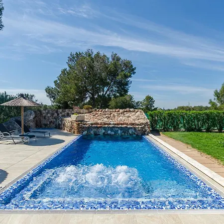 Villa Yourhouse Romani Muro